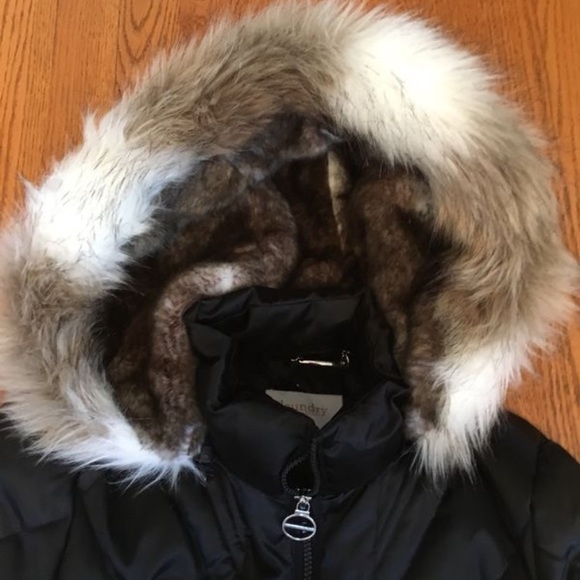 Fit and flare women’s winter down filled coat - Picture 2 of 2